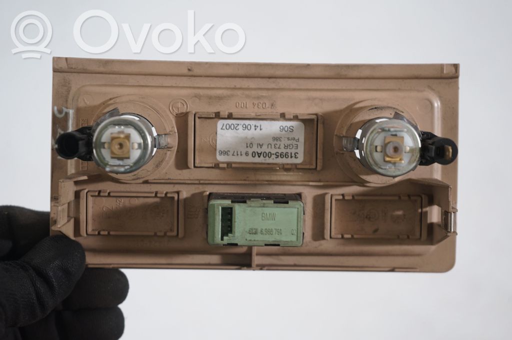 Cigarette lighter trim rear (6)