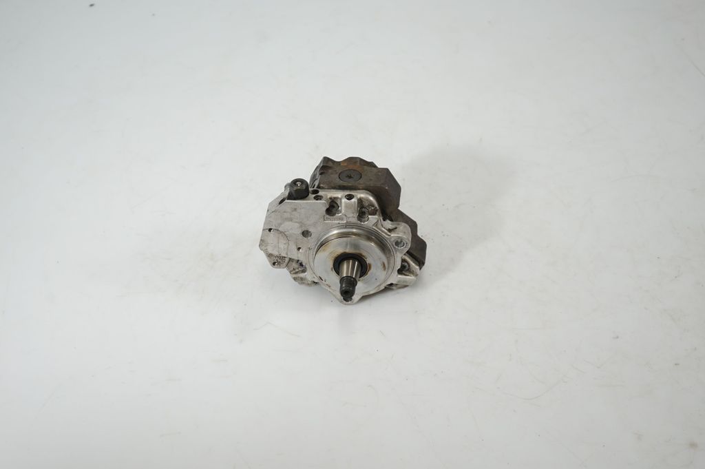 Fuel injection high pressure pump