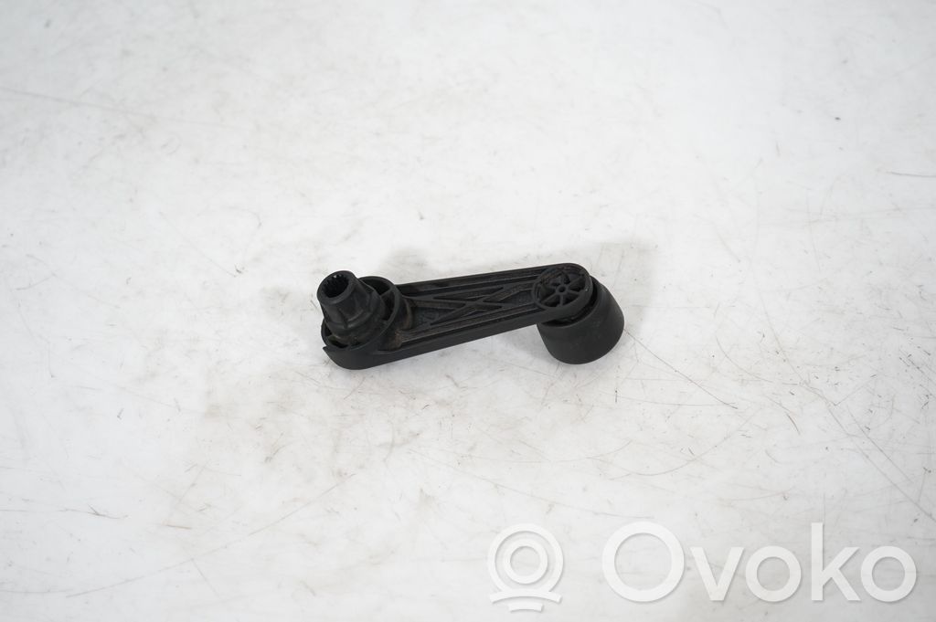 Rear door window winding handle (5)