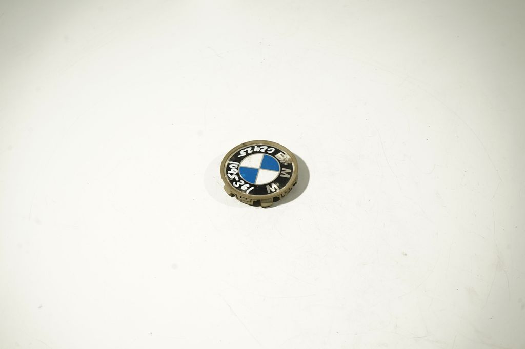 Original wheel cap (2)