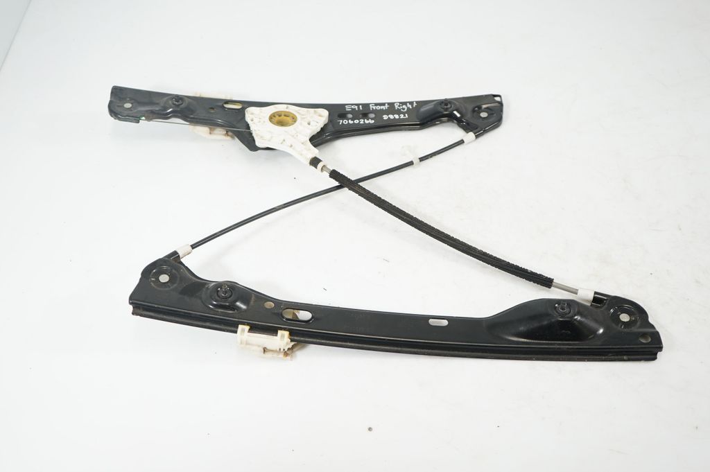 Front door window regulator with motor