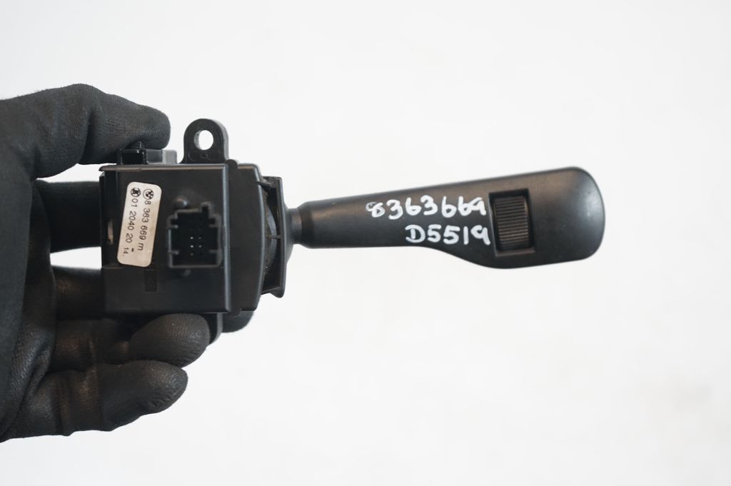 Wiper control stalk (8)