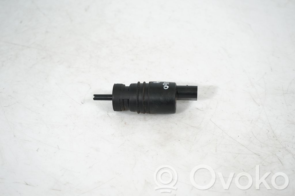 Windscreen/windshield washer pump (5)