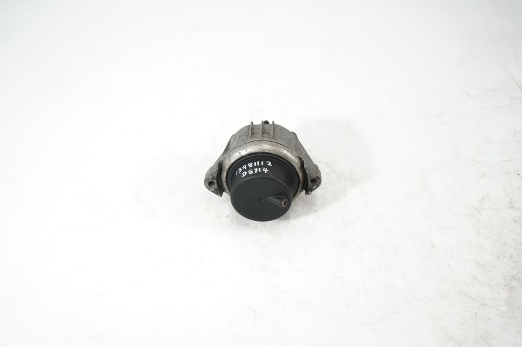 Engine mount bracket (3)