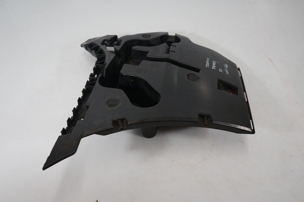 Rear bumper mounting bracket (4)