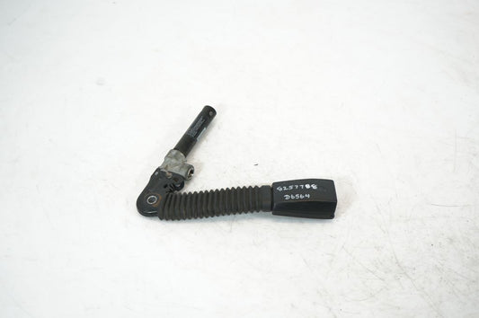 Front seatbelt buckle