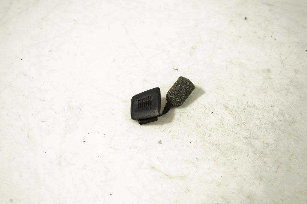 Microphone (bluetooth/phone) (2)