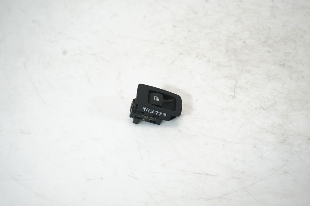 Electric window control switch (4)