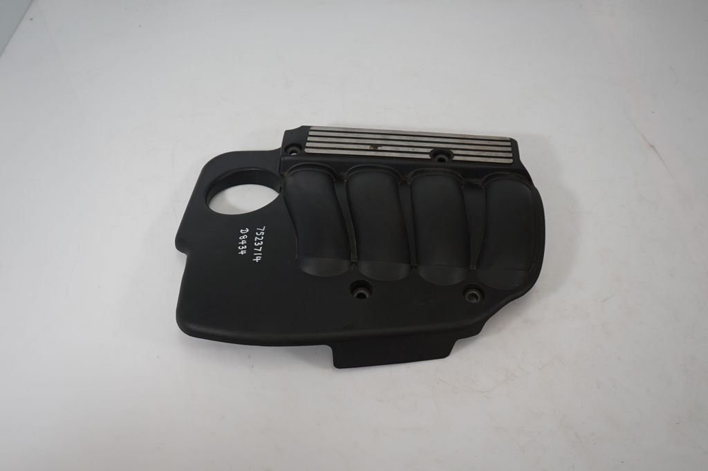 Engine cover (trim) (2)