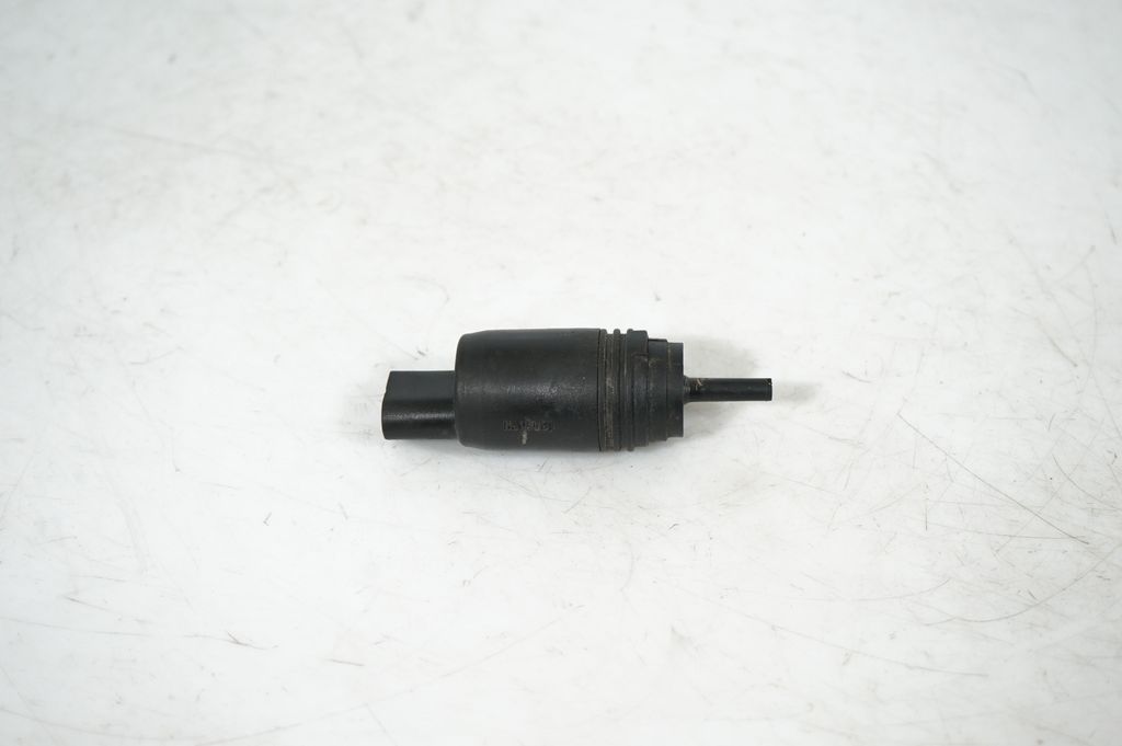 Windscreen/windshield washer pump (5)