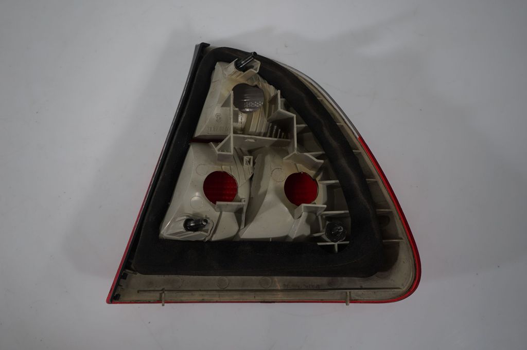 Rear/tail lights (7)