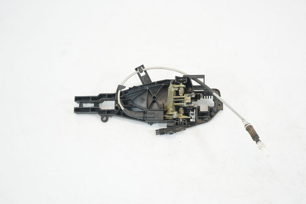 Front door coupe exterior handle/bracket (5)