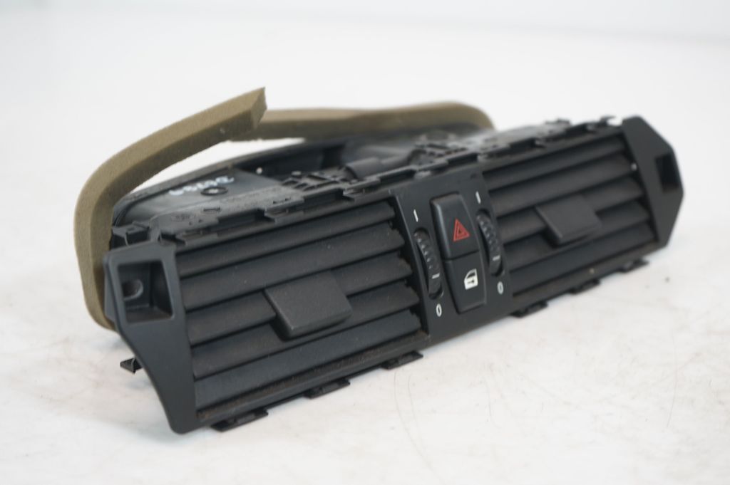 Dash center air vent grill (8)