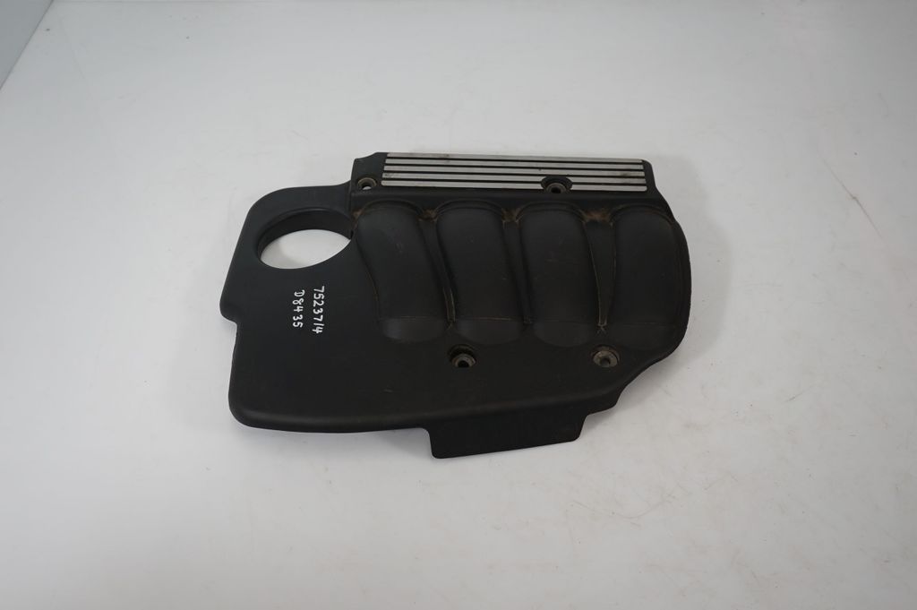 Engine cover (trim) (2)