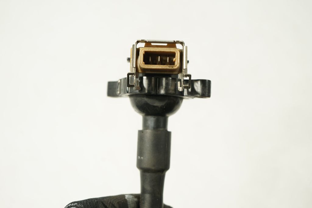 High voltage ignition coil (6)