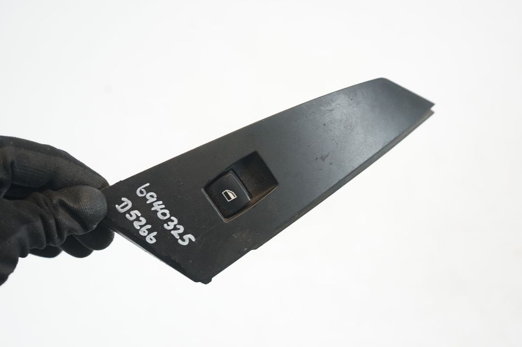 Electric window control switch (6)