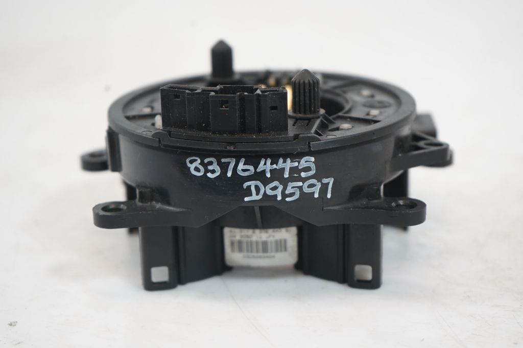 Wiper turn signal indicator stalk/switch (7)