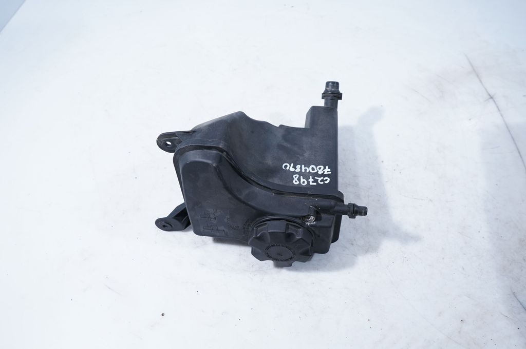 Coolant expansion tank/reservoir (3)