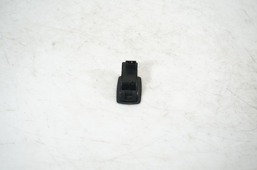 Electric window control switch (5)