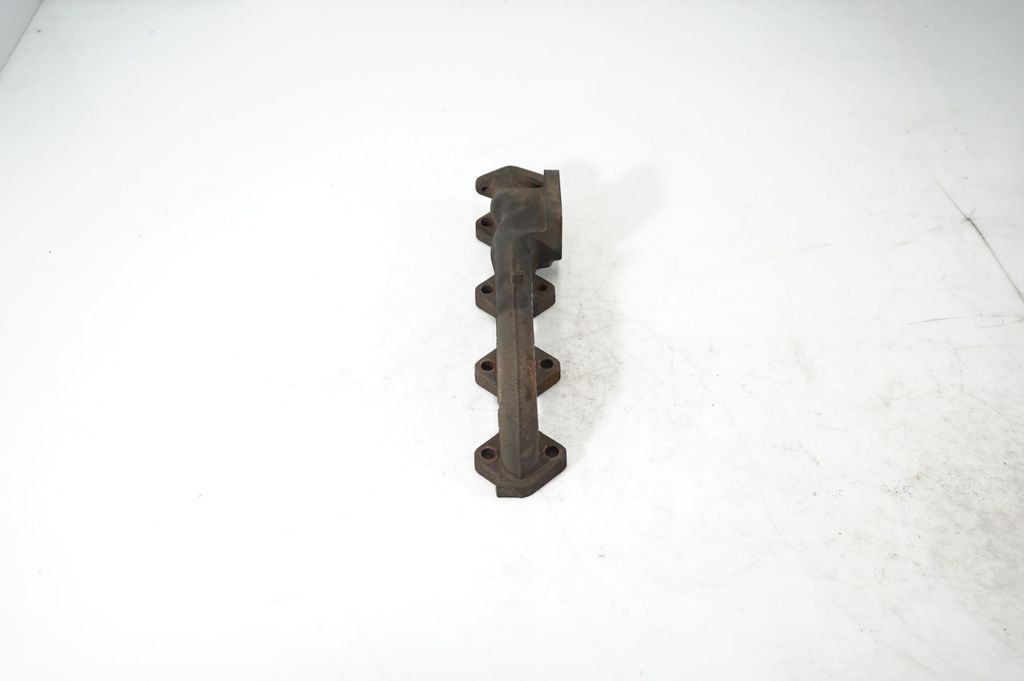 Exhaust manifold (4)