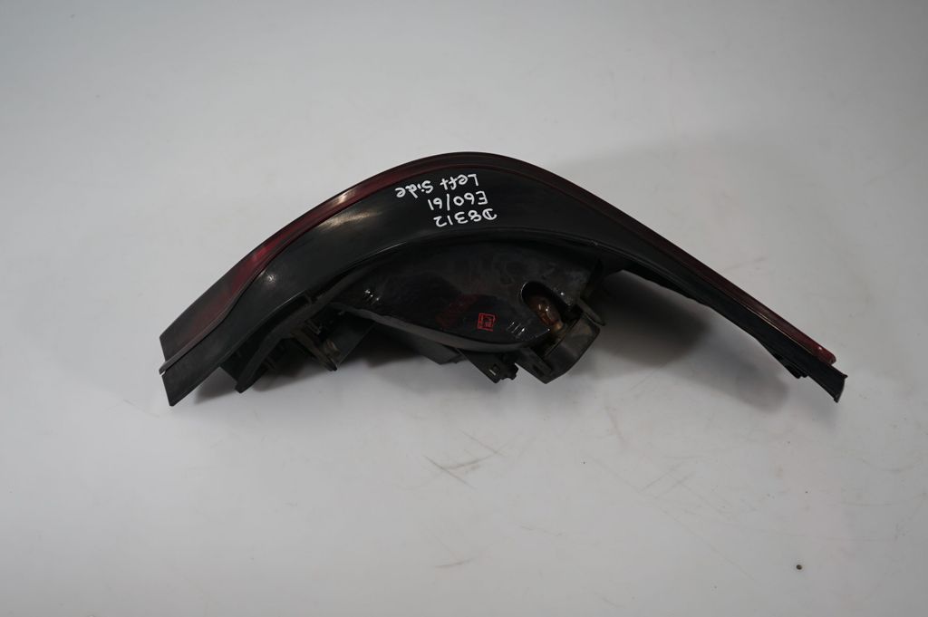 Rear/tail lights (3)