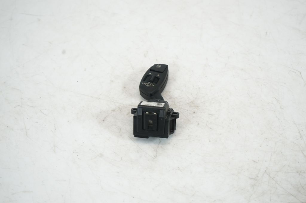 Wiper control stalk (4)