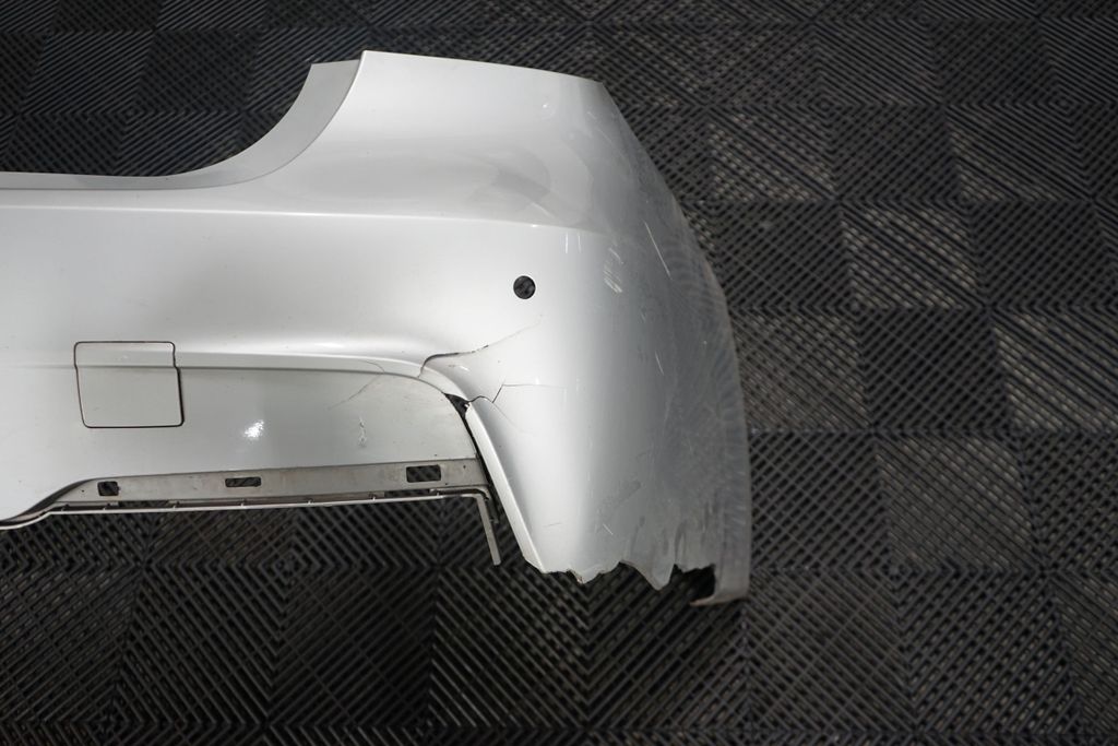 Rear bumper (5)