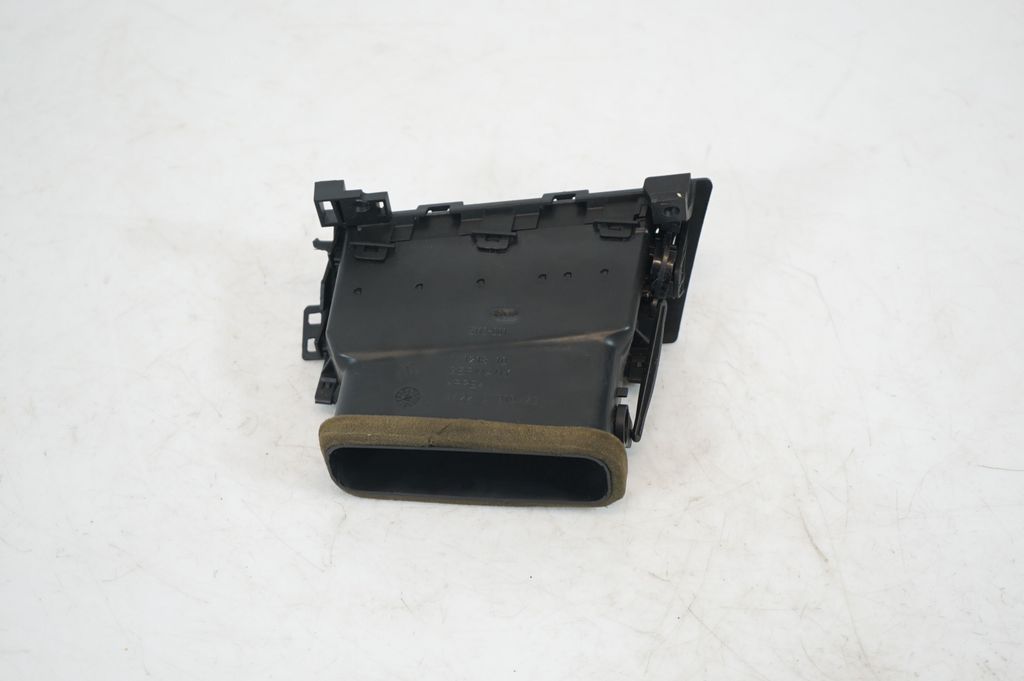 Dashboard side air vent grill/cover trim (5)