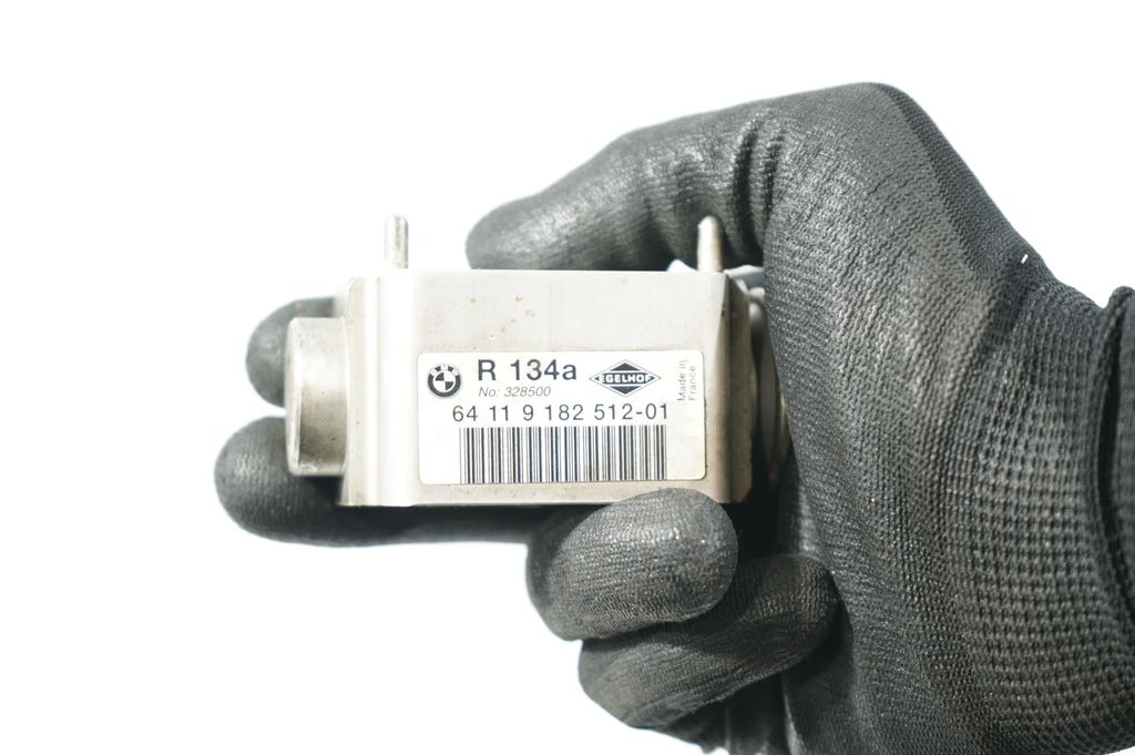 Air conditioning (A/C) expansion valve (11)