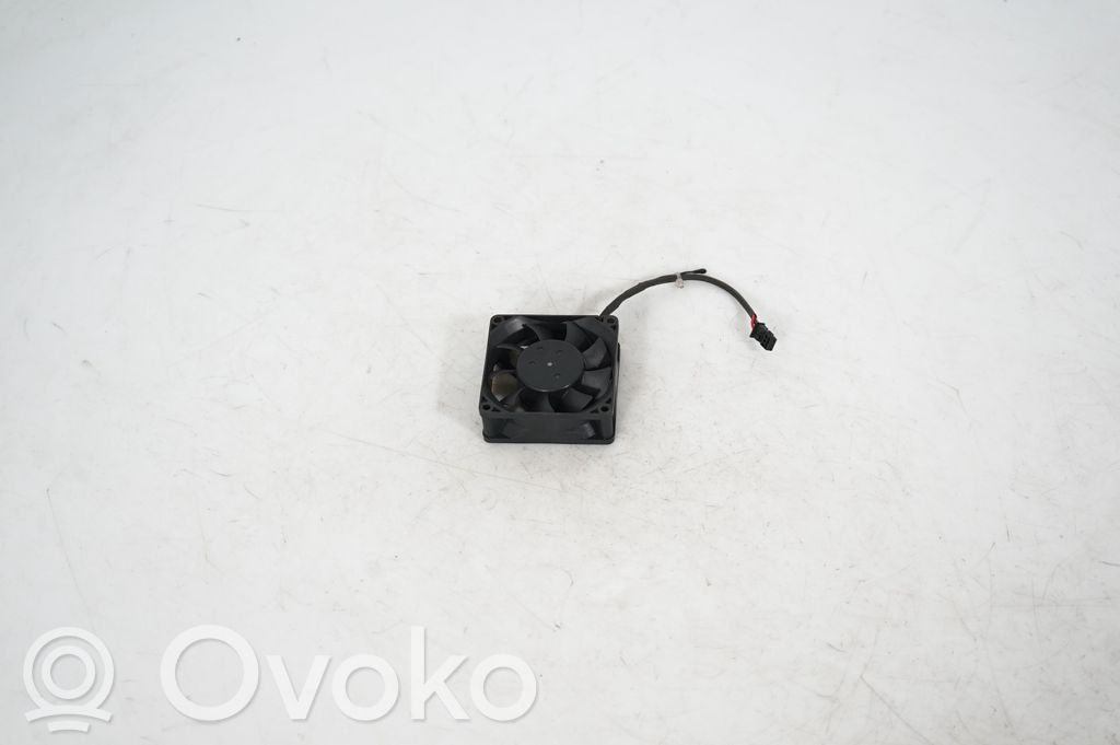 Engine control unit/module fan (4)