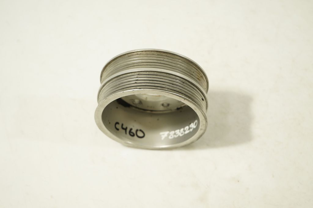Crankshaft pulley (2)
