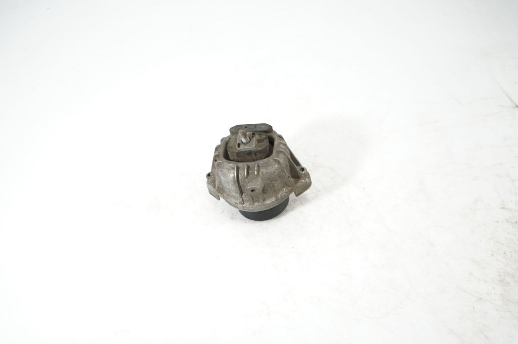 Engine mount bracket (2)