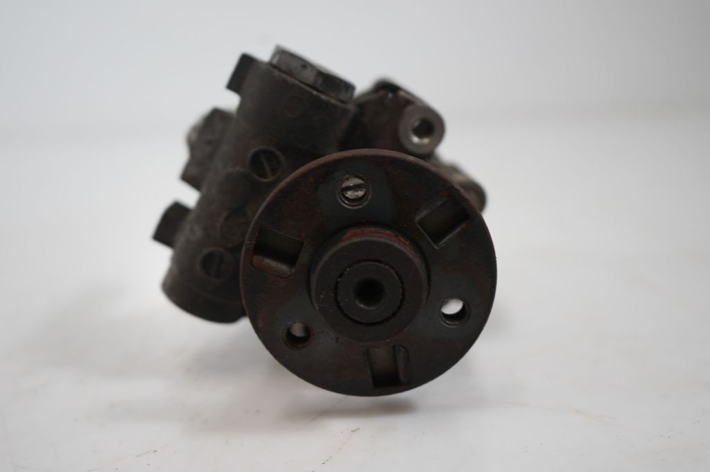 Power steering pump (9)