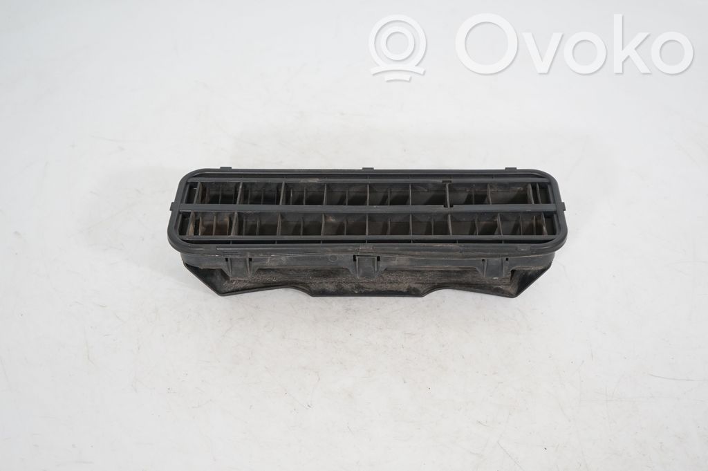 Quarter panel pressure vent (5)