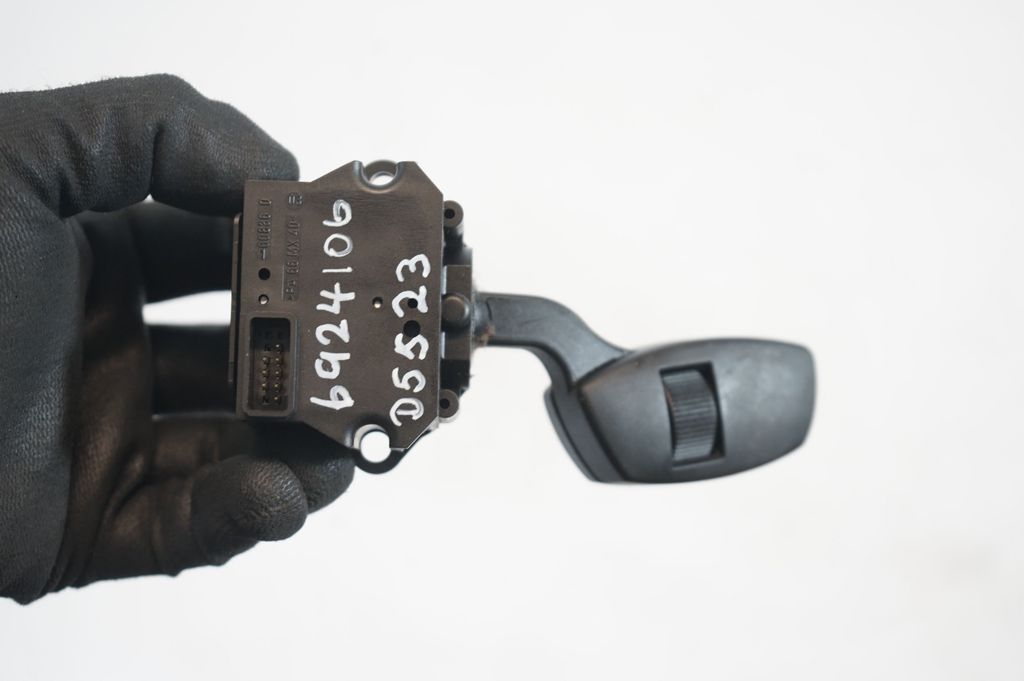 Wiper control stalk (7)