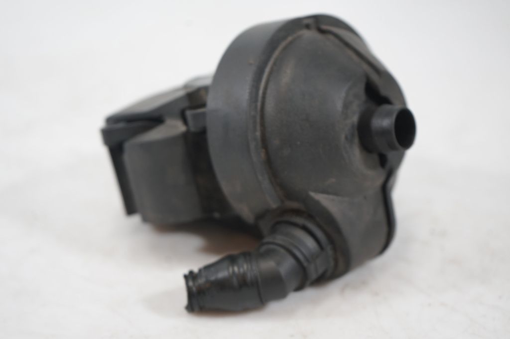 Breather/breather pipe/hose (6)