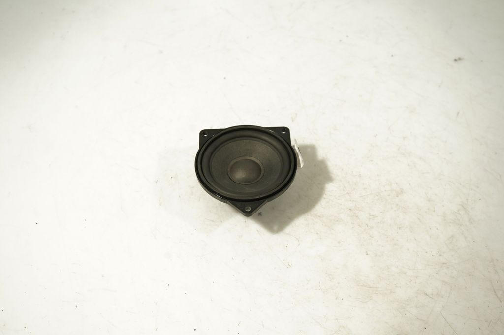 Panel speaker (3)