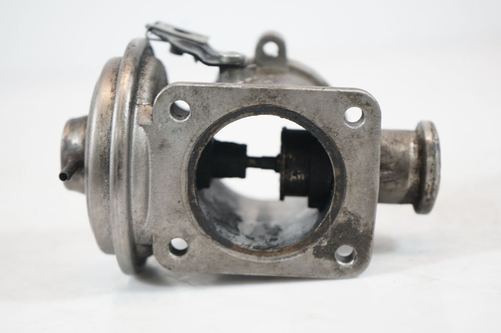EGR valve (9)