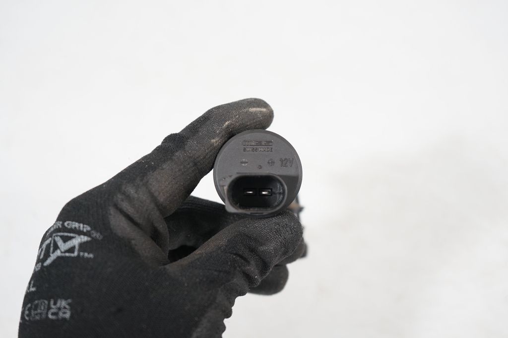 Headlight washer pump (6)