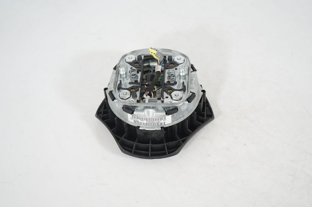 Steering wheel airbag (5)