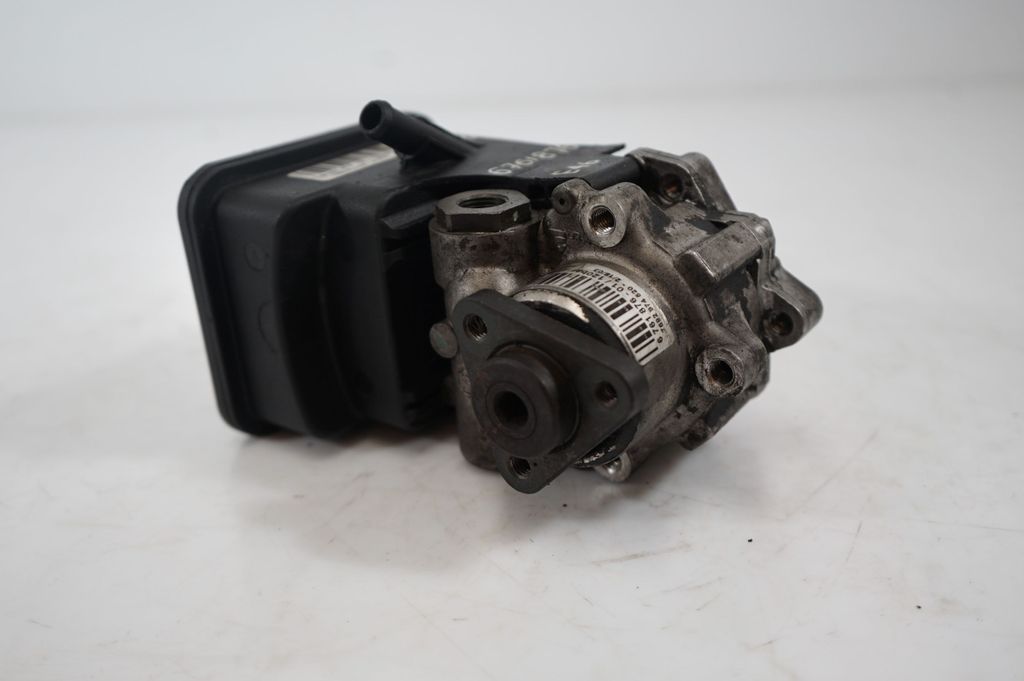 Power steering pump (7)