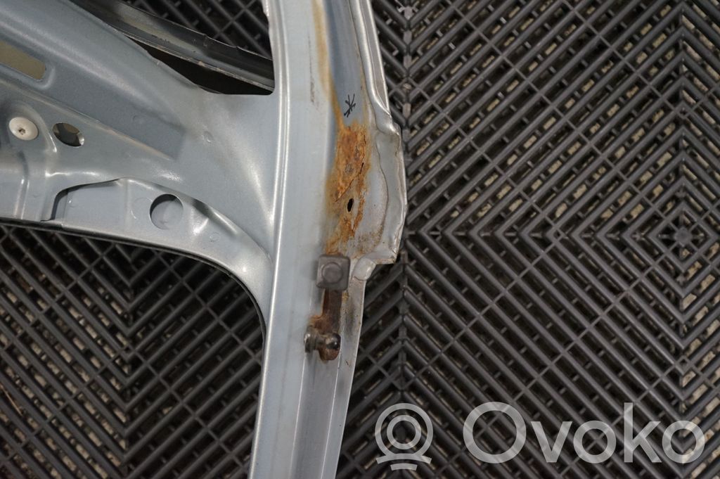 Tailgate/trunk/boot lid (7)