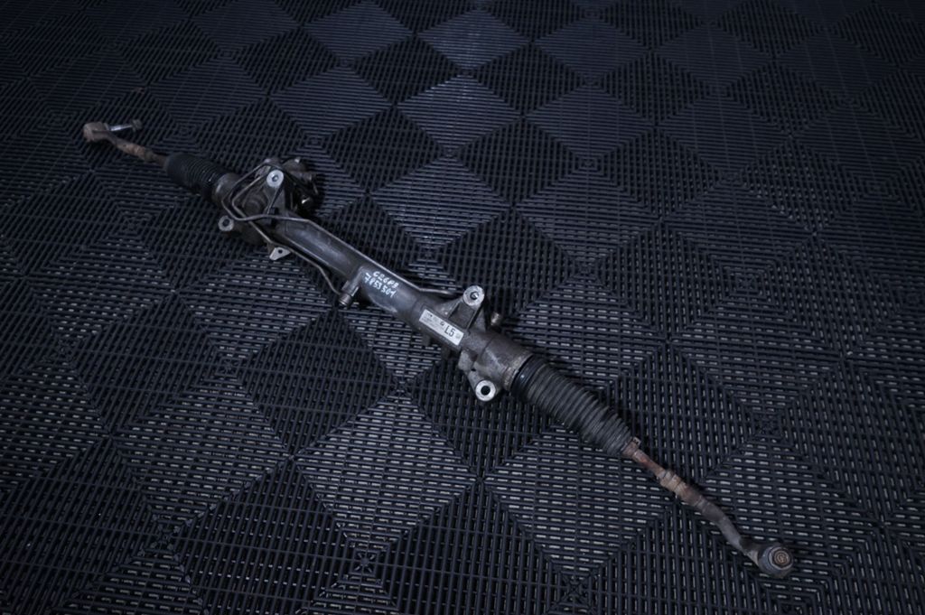 Steering rack (6)