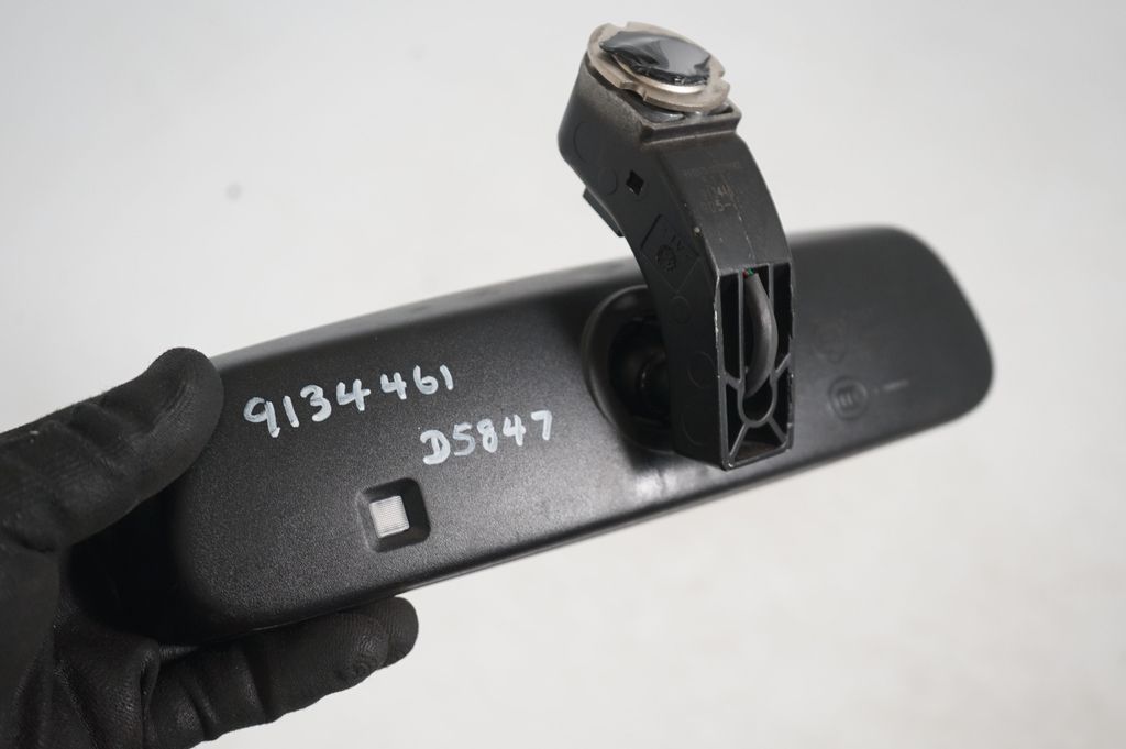 Rear view mirror (interior) (7)