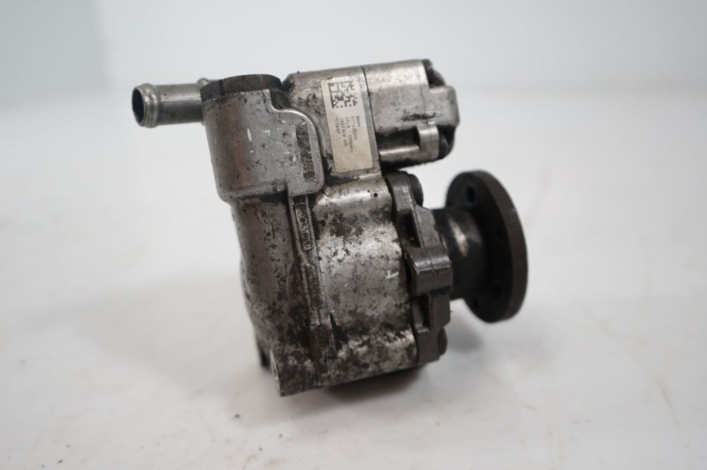 Power steering pump (9)