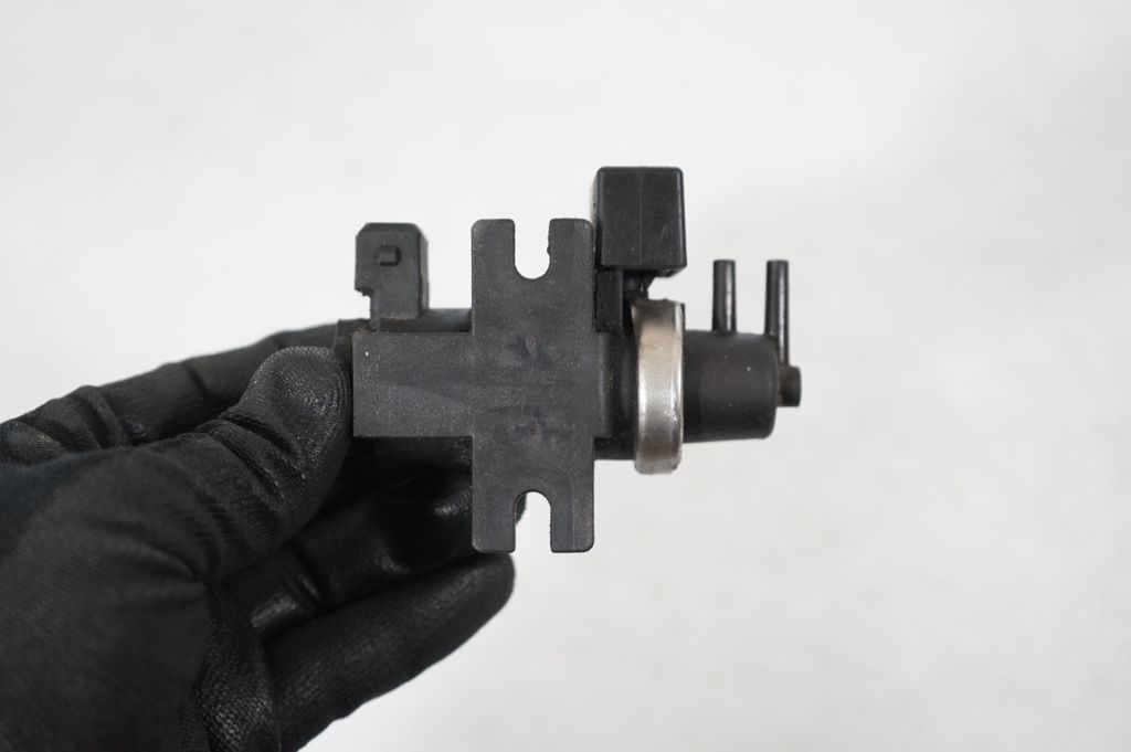 Turbo solenoid valve (7)