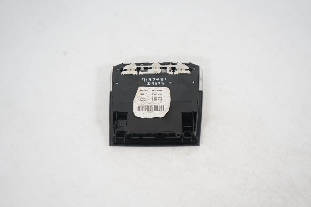 Front seat light (5)