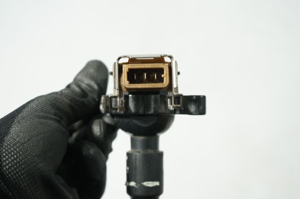 High voltage ignition coil (6)
