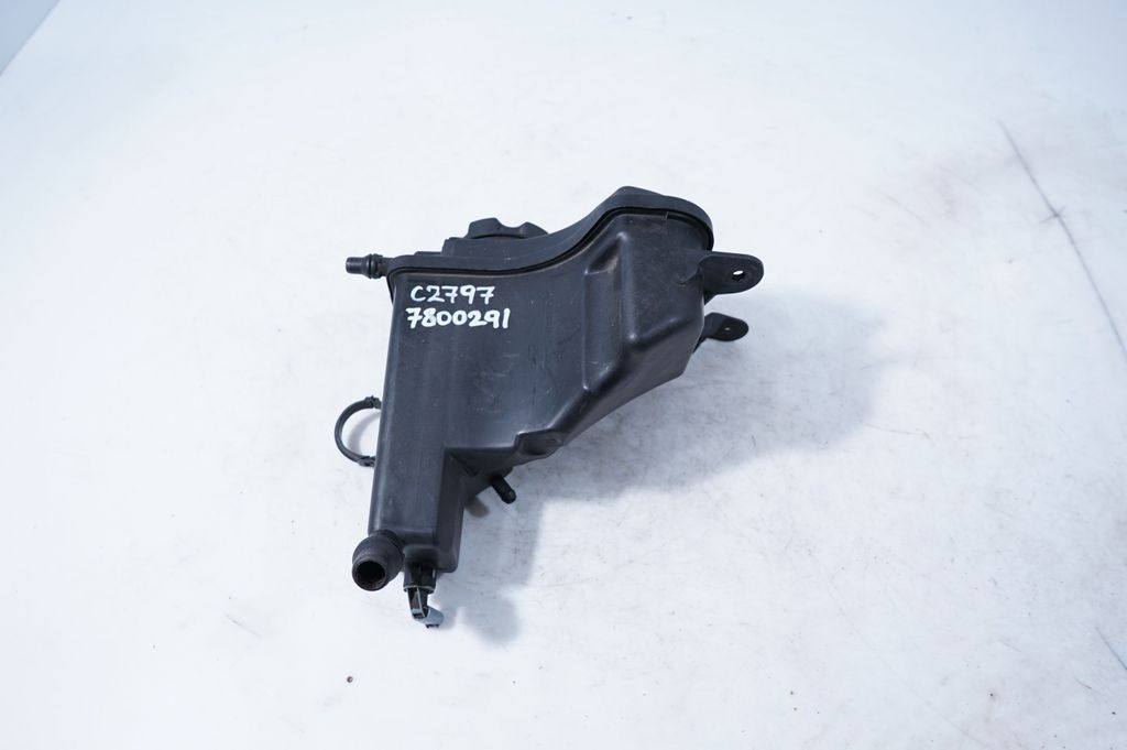 Coolant expansion tank/reservoir (5)