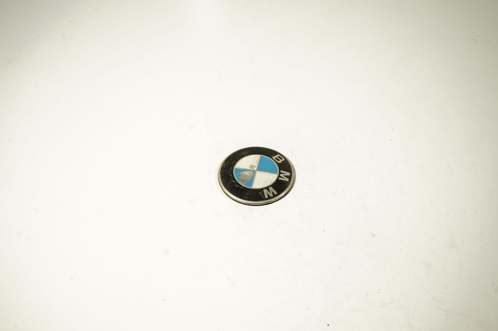 Manufacturer badge logo/emblem (2)